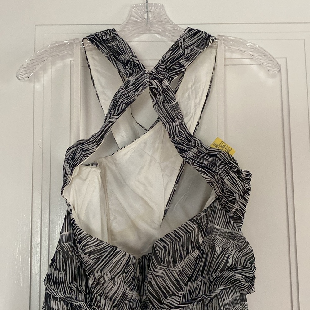 Gown With Key Hole And Open Back - image 3